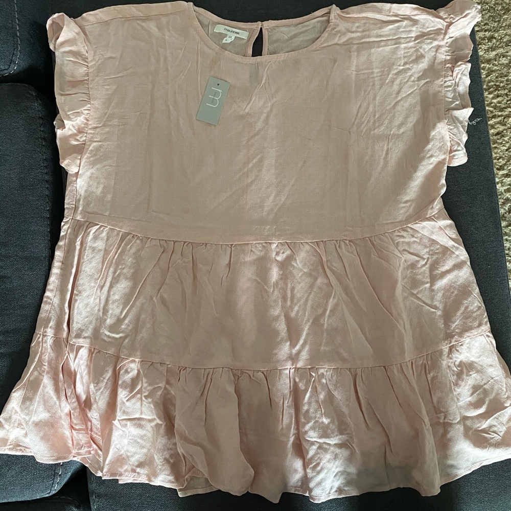 Beautiful pale pink tiered flutter sleeve top